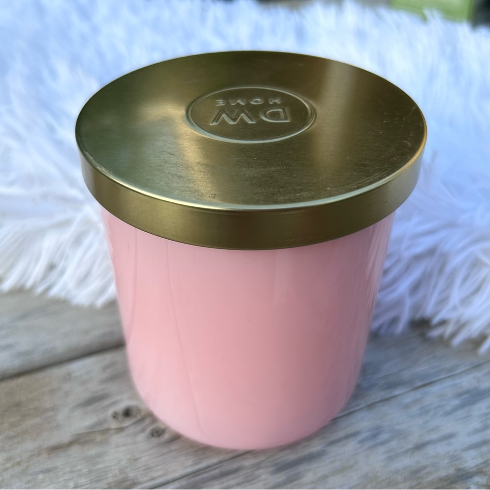 DW Home Grapefruit 9 oz Single Wick Pink Jarred Candle with Lid NEW - Picture 7 of 8